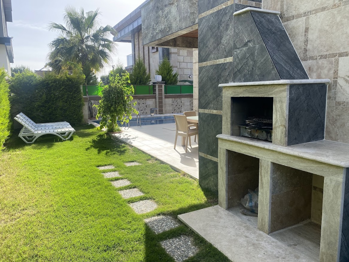 Kuşadası4 Kayıtlı,Müstakil, Özel Havuzlu 4+1 Villa