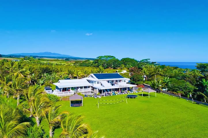 Hawaii Wellness Retreat | Private Waterfall Estate