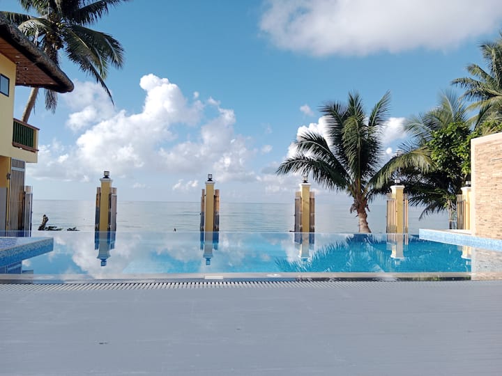 Villa Del Sole, 4-br Beachfront Compound - Philippines