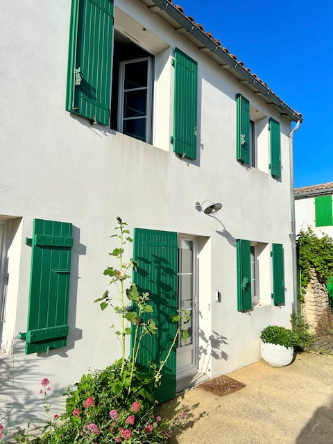 Ré authenticity - cozy house