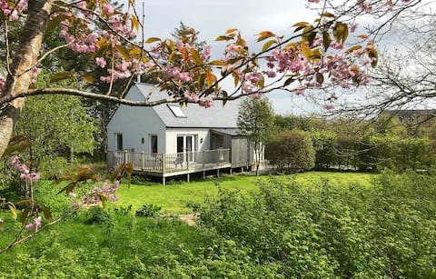 Blossom Folly - Luxury Self Catering Cottage