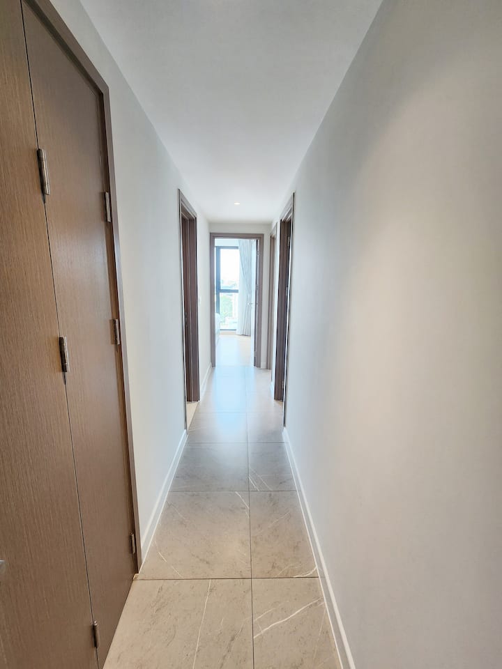 D1 Zenity 5*_3br+ Free Pool/gym/tub View Bitexco - Vietnam