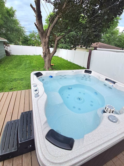 New Hot Tub | 5 Min to Airport/Mall | Games & More