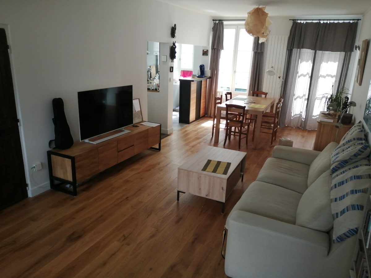 Propriété Airbnb réussie: Beautiful family apartment 
 80 m2 in Paris14 à Paris 14e Arrondissement