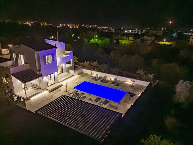 Montis villa sea view heated pool gallery image 3