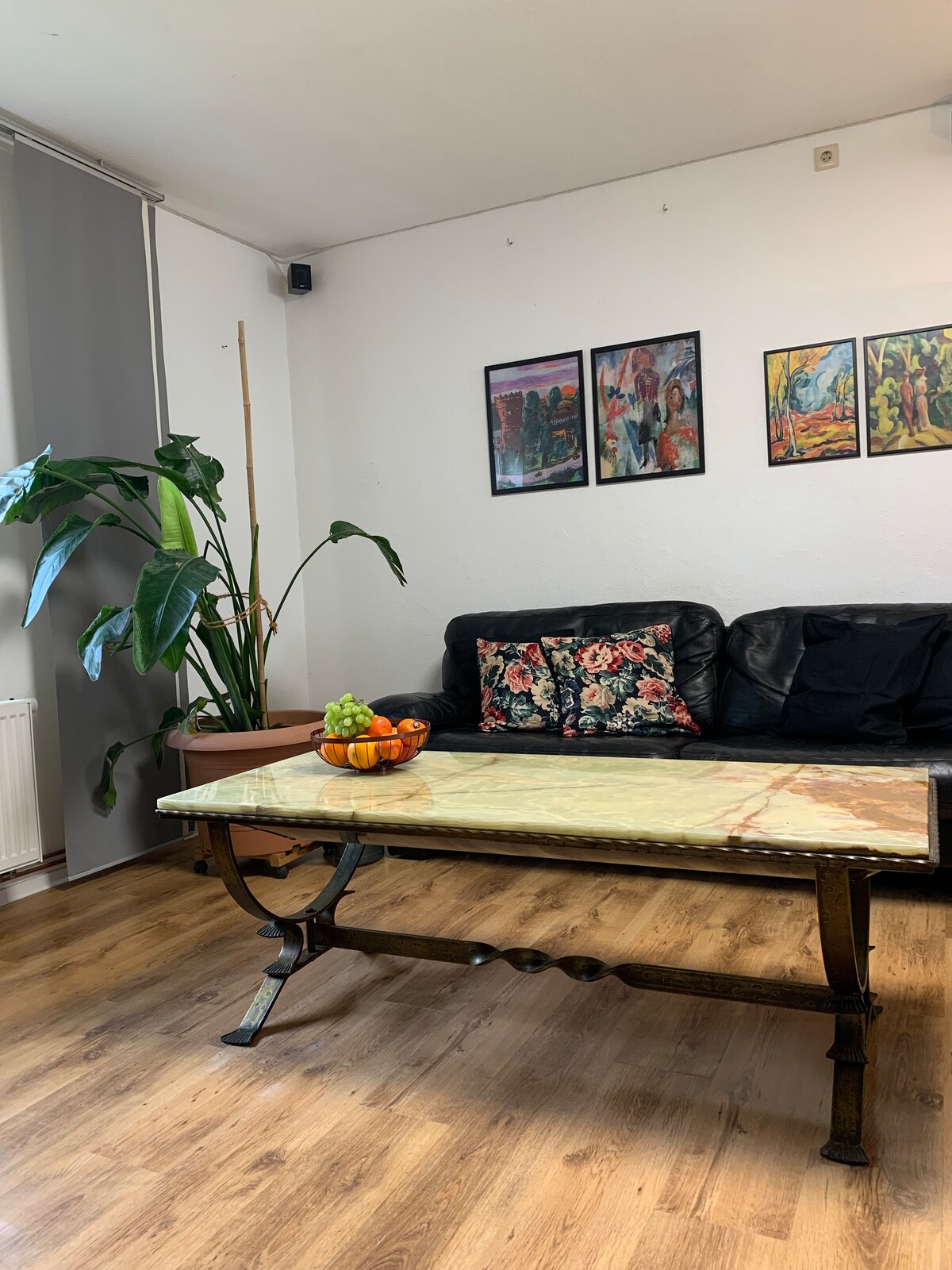 Top performing Airbnb: Small, fine apartment in Ravensburg