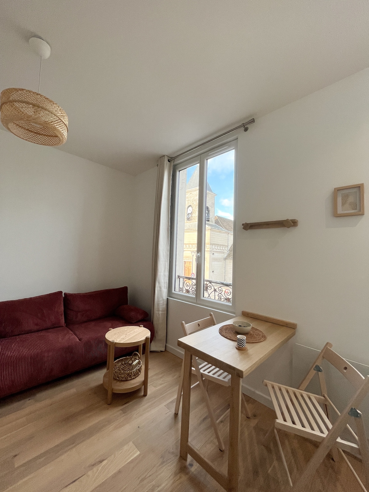 Top Airbnb: * Le Petit Nuage * Bright studio near Paris in Romainville