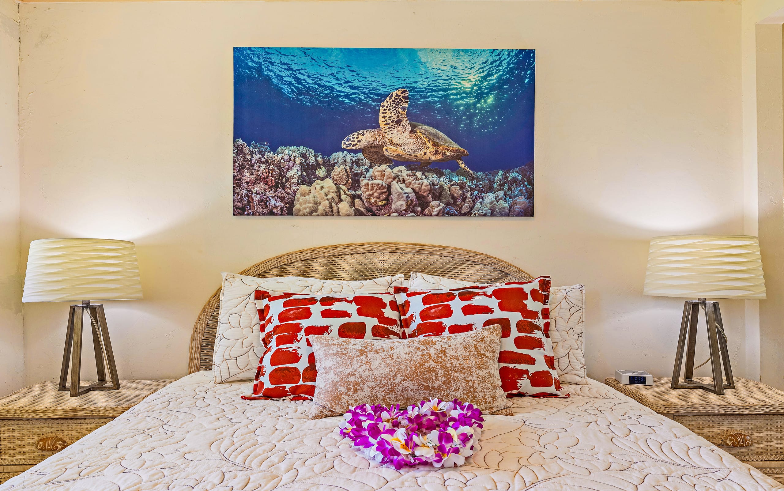 Condo in Lahaina · ★4.87 · 2 bedrooms · 3 beds · 1 bath - Image 32