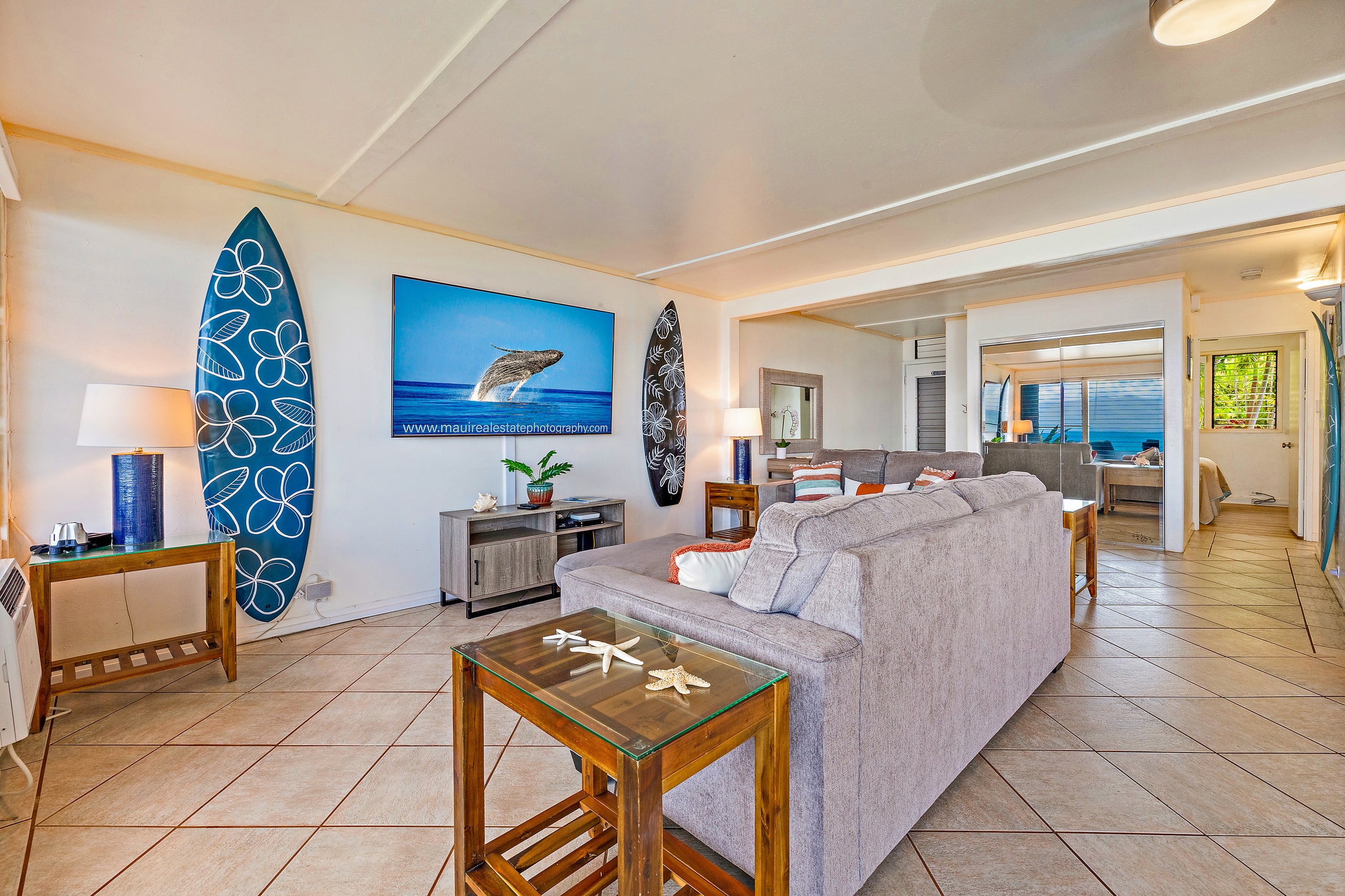 Condo in Lahaina · ★4.87 · 2 bedrooms · 3 beds · 1 bath - Image 4