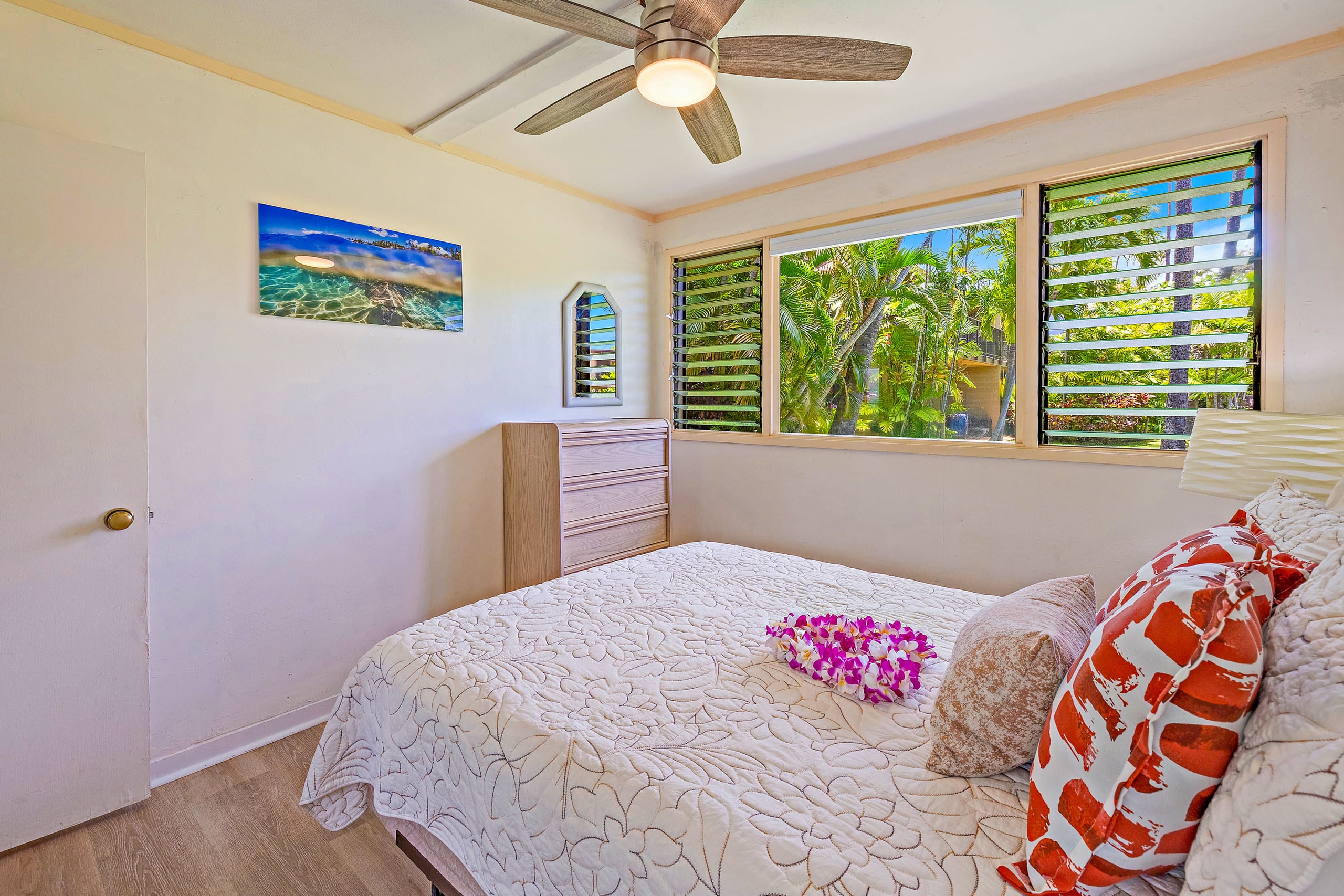 Condo in Lahaina · ★4.87 · 2 bedrooms · 3 beds · 1 bath - Image 29