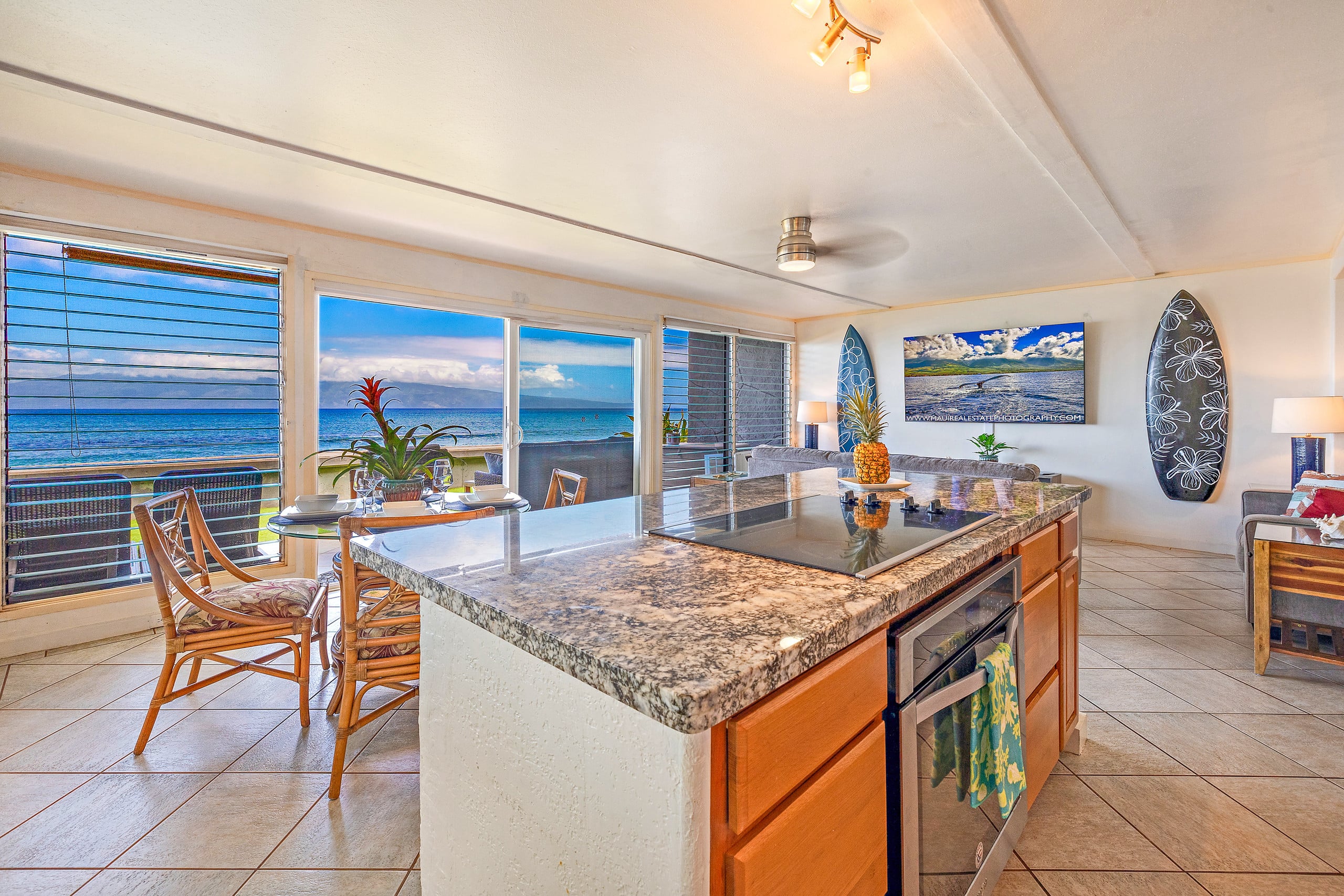 Condo in Lahaina · ★4.87 · 2 bedrooms · 3 beds · 1 bath - Image 10