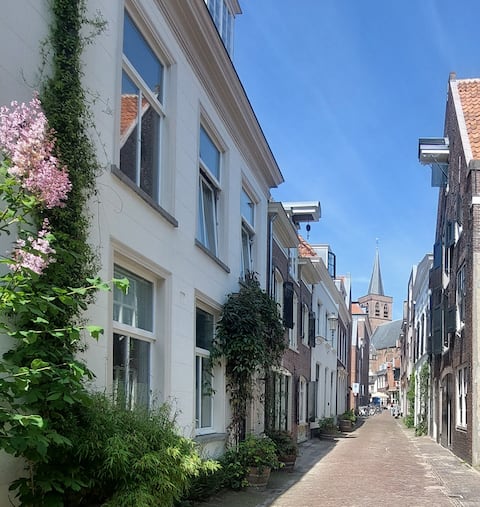 Rijksmonumental apartment in Amersfoort Centrum