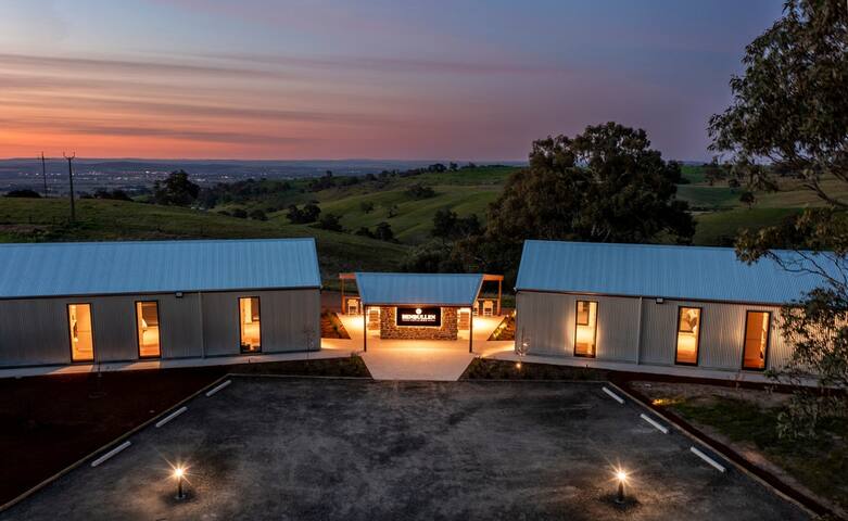 Benbullen Pavilion One gallery image 3