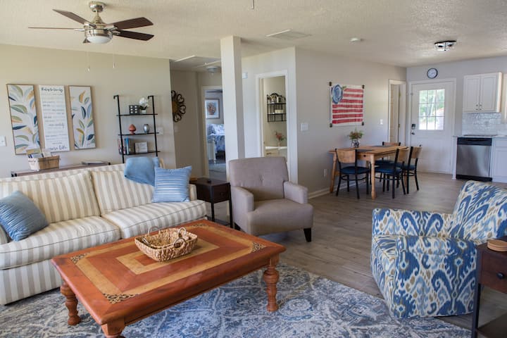 Cozy Cottage On Lake Oconee - Eatonton, GA