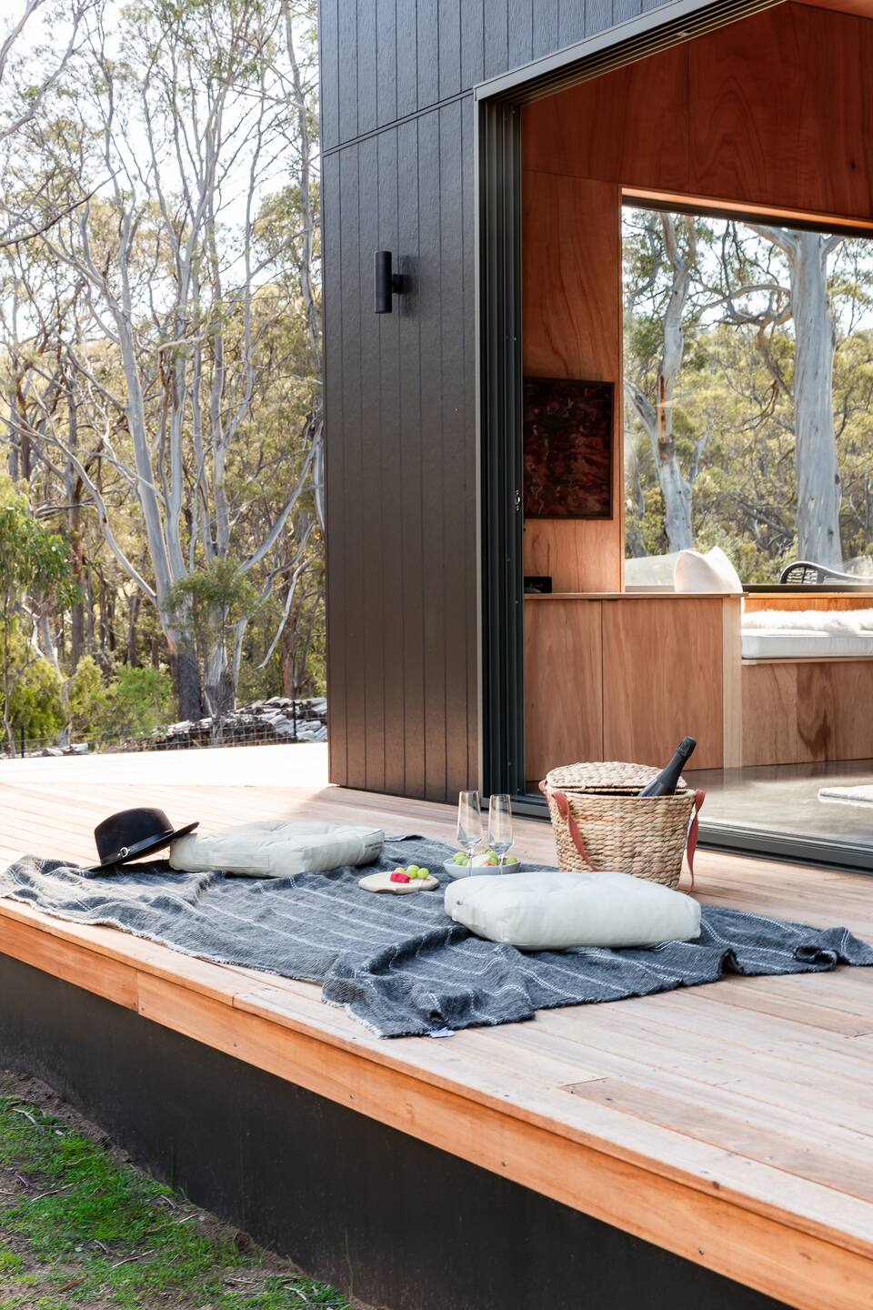 Pulchella Cabin, in the Tasman bush, Nubeena, Tasmania, Australia, photo 9 of 10
