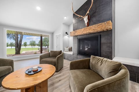 Lakeside Lodge w/ Saloon, Hot Tub, and Game Room