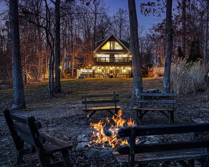 Peace Of Lake-lakefront/hot Tub/boat Dock - Lake Anna, VA