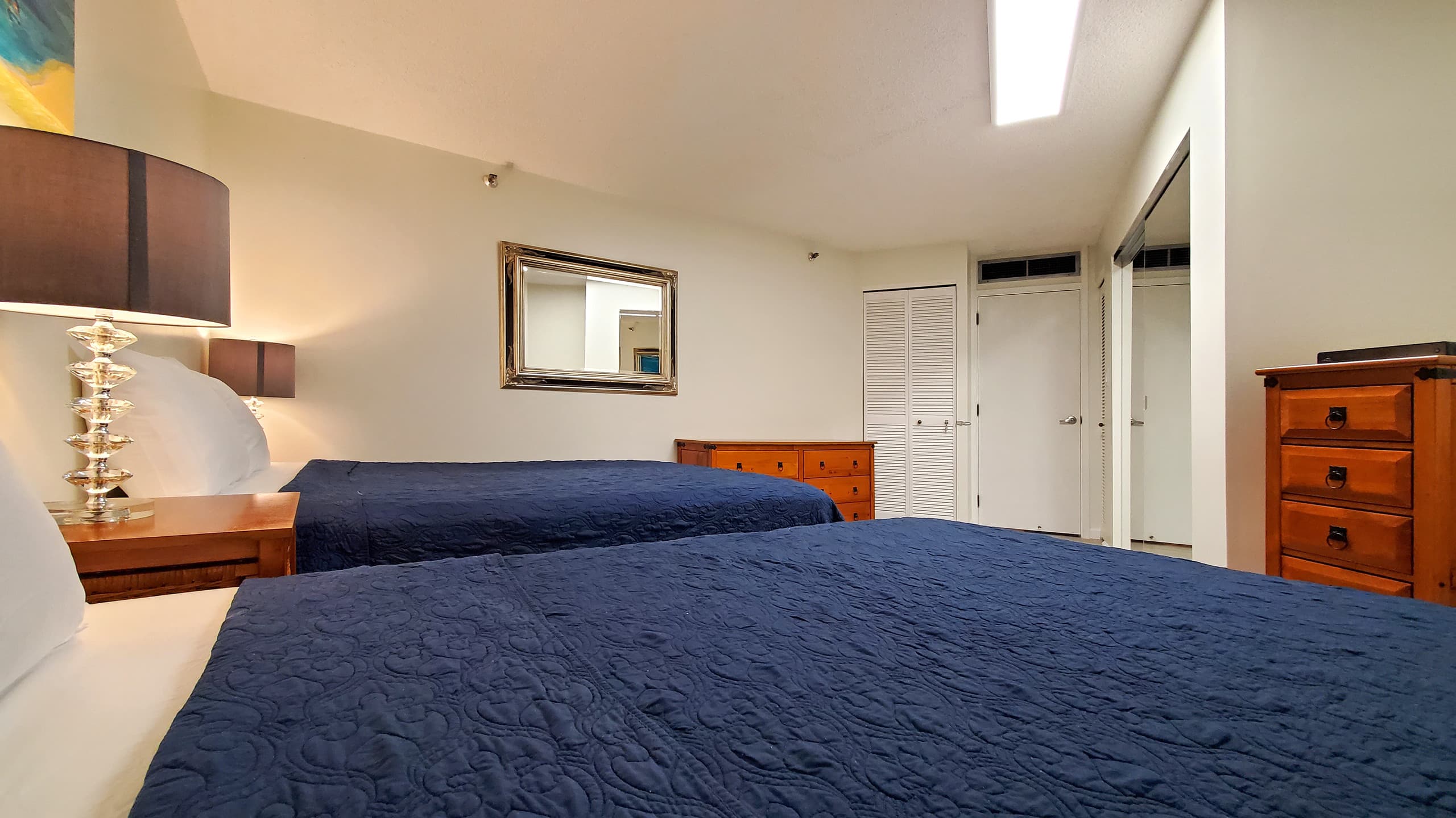 Family Vacation Condo with Free Parking & Wi-Fi - Image 1