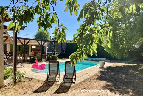 “The Epicurean” Private Villa Gaume countryside
