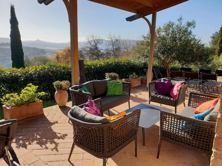 Tuscan Farmhouse Immersed In Nature & Tranquility - Toscânia
