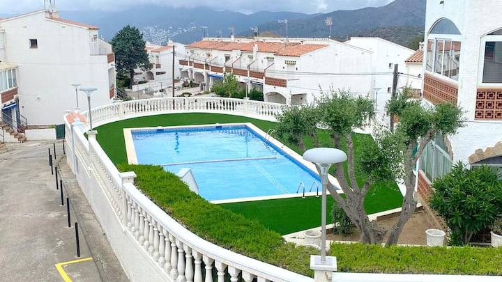 A38-maison Jumellée Avec Piscine, Parking Et Wi-fi - Cadaqués