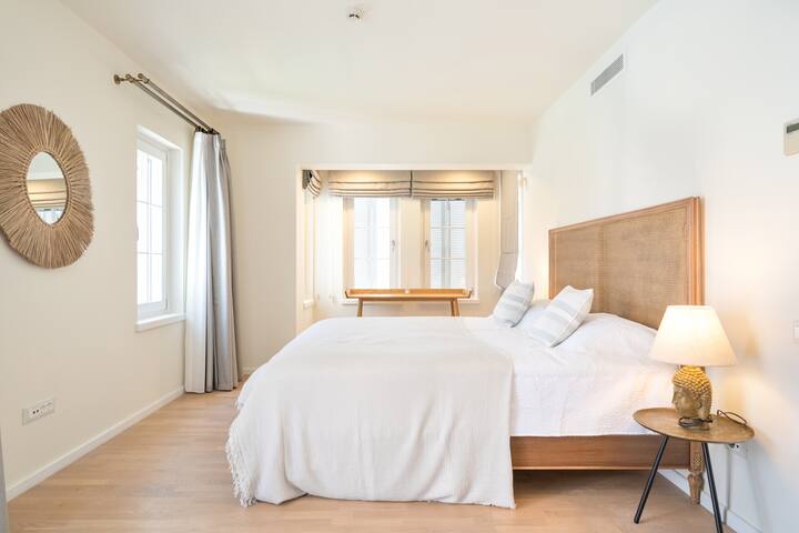 Centrally, Luxurious Villa In Portville Gocek - Göcek