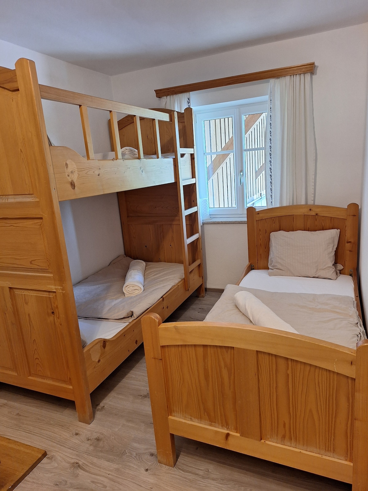 საძინებელი 2