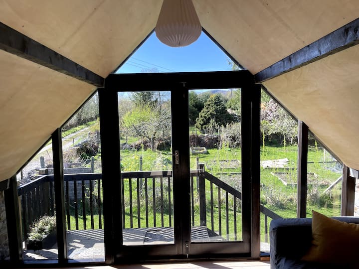 Cosy Barn Loft Surrounded By Spectacular Views - 던켈드