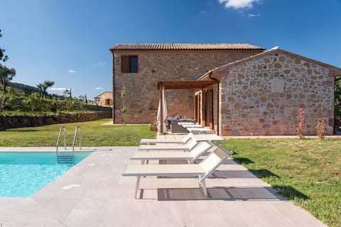 Luxurious holiday villa San Giuseppe Maestrale