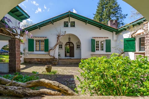 Villa Mendizola T6 mountain view