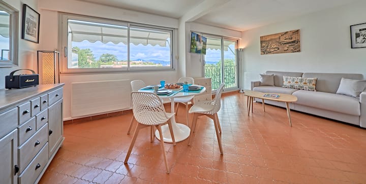 Central-parking-piscine-4 Personnes-let Me Do - Saint-Tropez