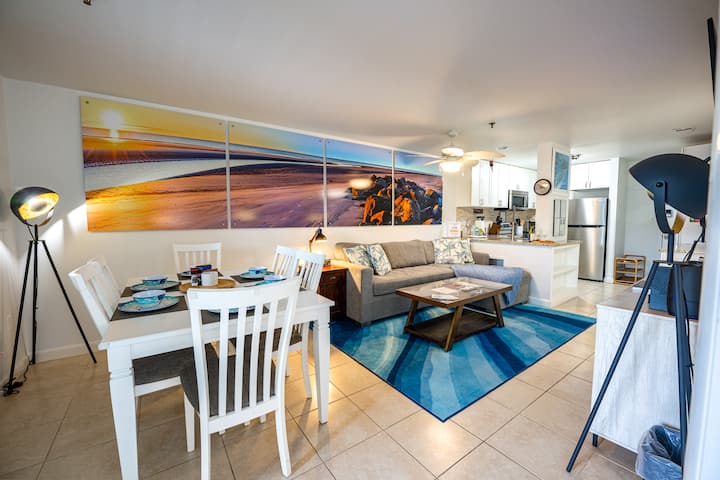 Be our guest!
All new furniture and decor await you at Azure Waves HHI!