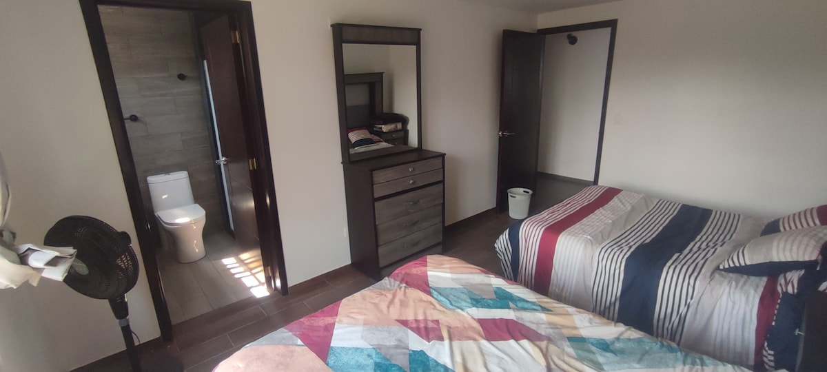 غرفة النوم 2