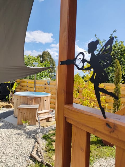 The Elves' Camper (air-conditioned)