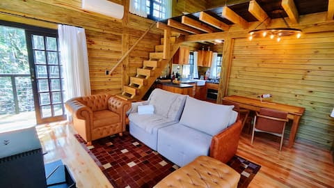 Airbnb em destaque: Gran Chalé Canadense Luxo MATA D´ÁGUA, Paulo Lopes em Paulo Lopes