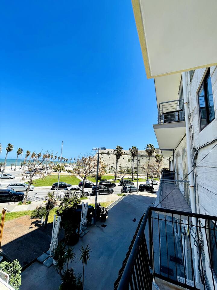 Seafront View Apartment