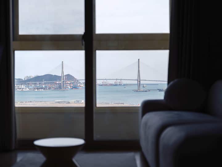 부산역 Ktx 3min, 짐보관, 고층, 오션뷰 Marant #86 - Pusan