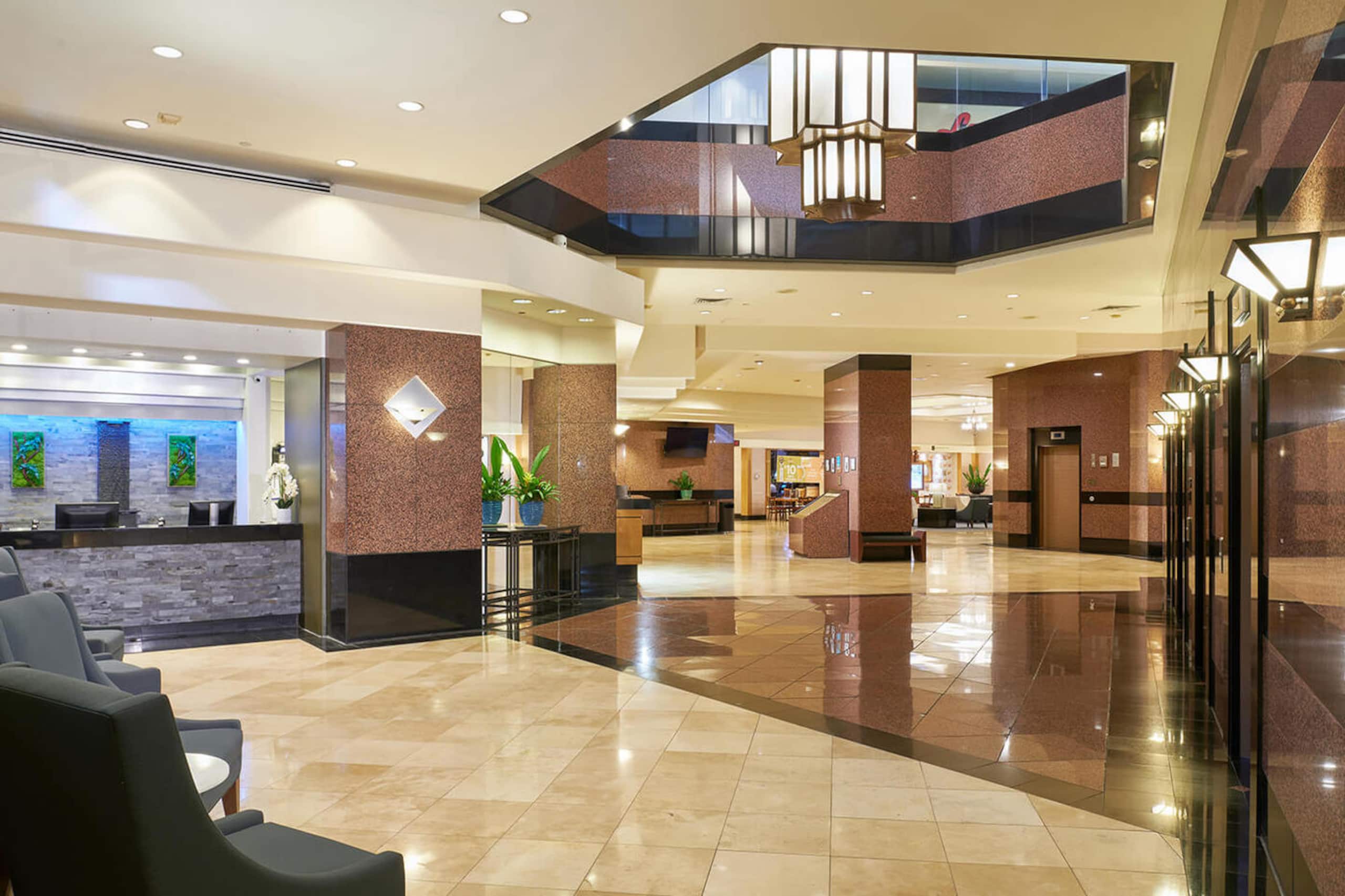 Condo in Honolulu · ★4.98 · 1 bedroom · 1 bed · 1 private bath - Image 4