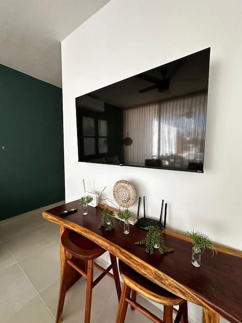 Popular Airbnb listing: Luxury villa in Chicxulub & amenities in Chicxulub (Chicxulub Puerto)
