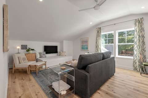 Successful Airbnb property: Quiet, Clean, and centrally located in James Island