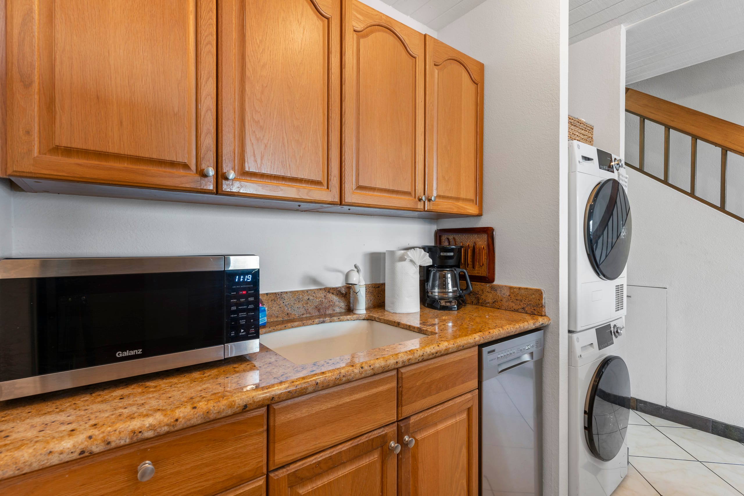 Condo in Kihei · ★4.95 · 2 bedrooms · 3 beds · 2 private baths - Image 12