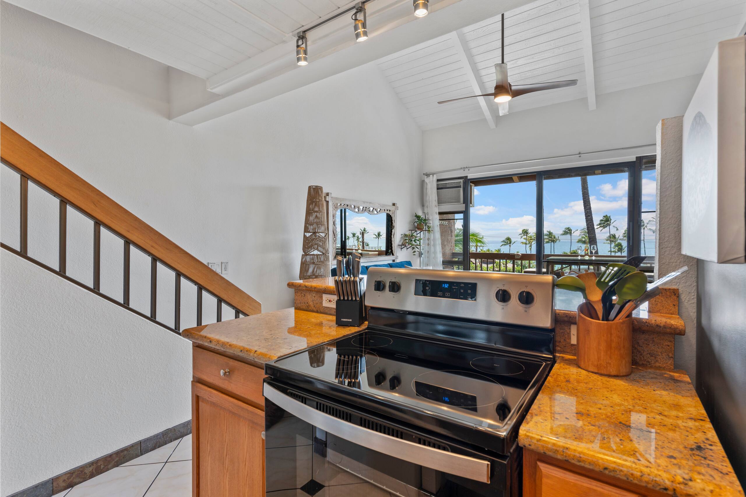 Condo in Kihei · ★4.95 · 2 bedrooms · 3 beds · 2 private baths - Image 10