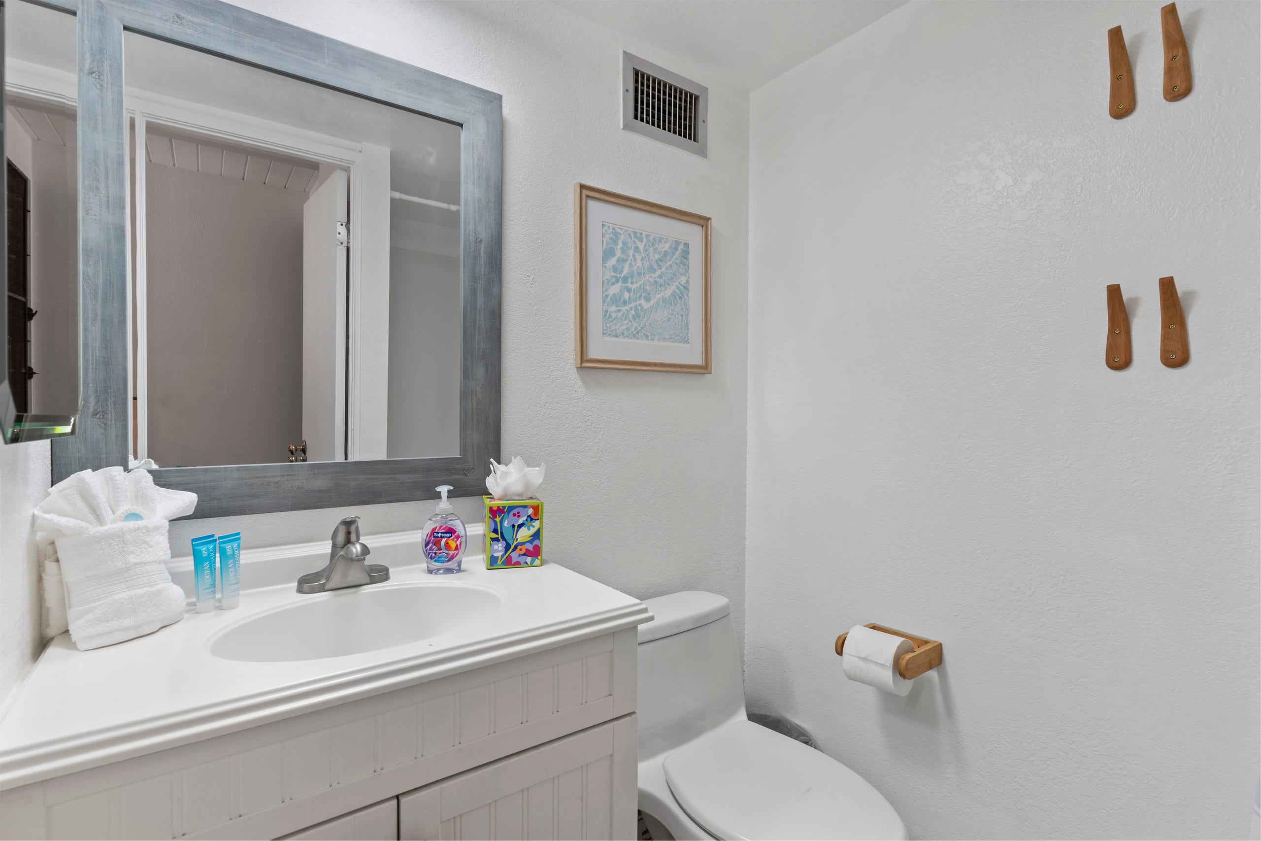 Condo in Kihei · ★4.95 · 2 bedrooms · 3 beds · 2 private baths - Image 23