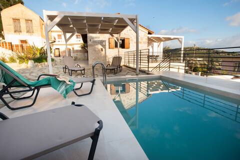 Villa Anna, Cretan House & Pool