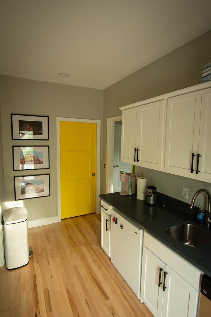 Guest Suite - East Nashville Treehouse - 5 Points - Nashville