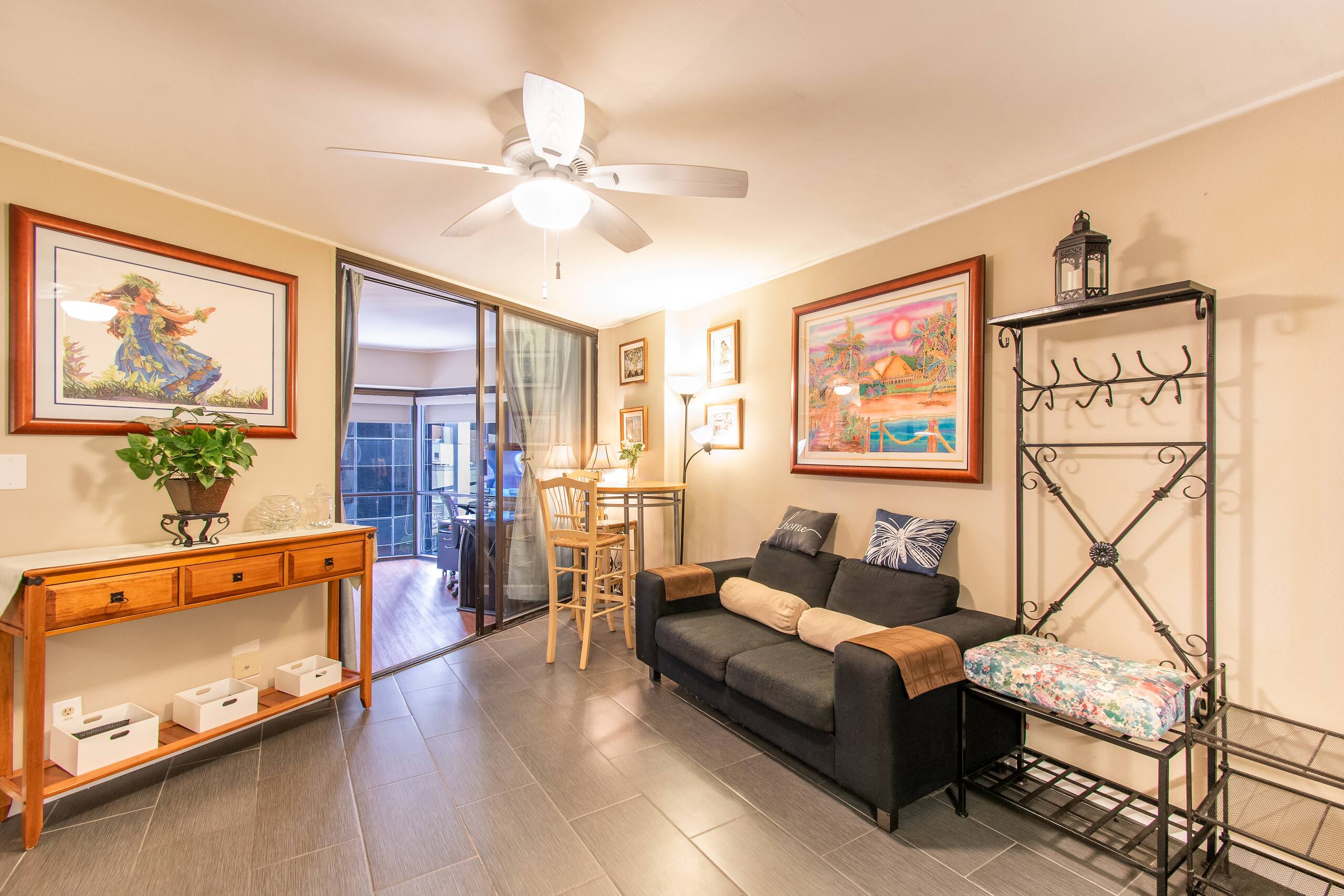 Condo in Honolulu · ★4.57 · 1 bedroom · 1 bath - Image 29