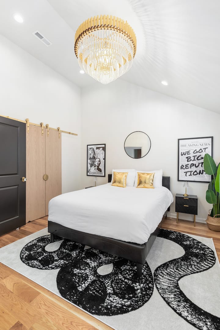 Taylor Swift Eras Inspired Home-10 Min To Broadway - Nashville, TN