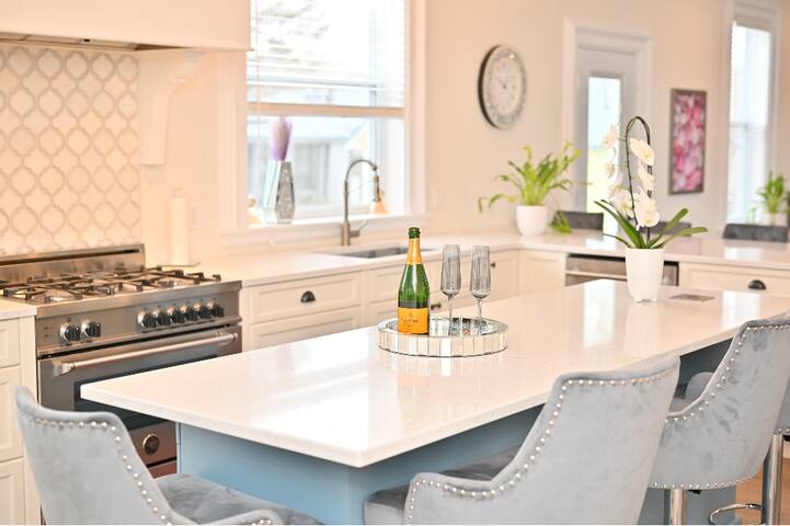 The Donovan Residence gallery image 3