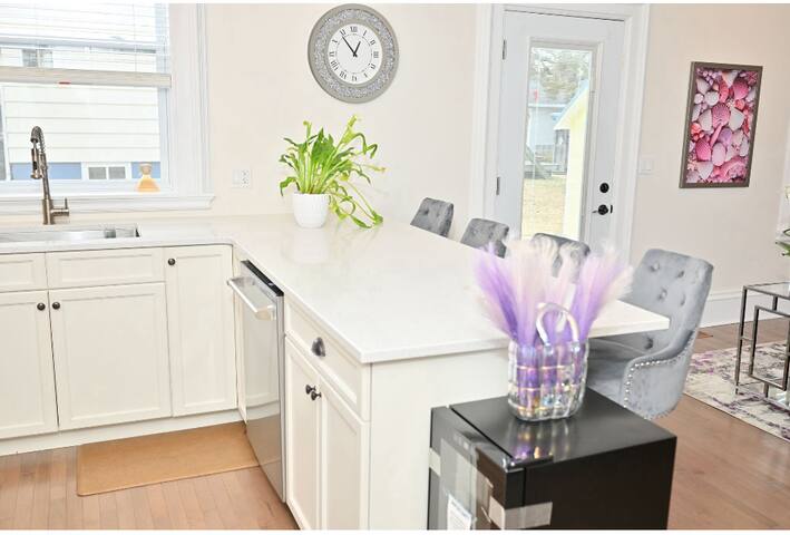 The Donovan Residence gallery image 2