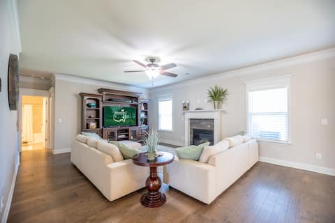 Masters Week Retreat /Sleeps 10 /14 mi. to Masters